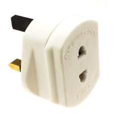 EAGLE 1A Shaver Socket Mains Plug Adapter