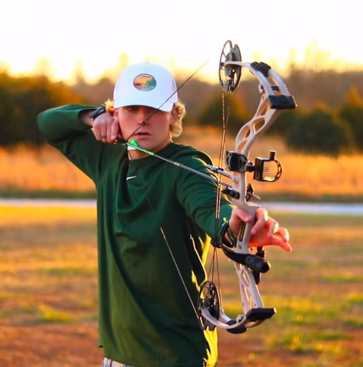 Sanlida Dragon X9 Ready to Hunt Compound Bow Package for Adults, Archery Comp...