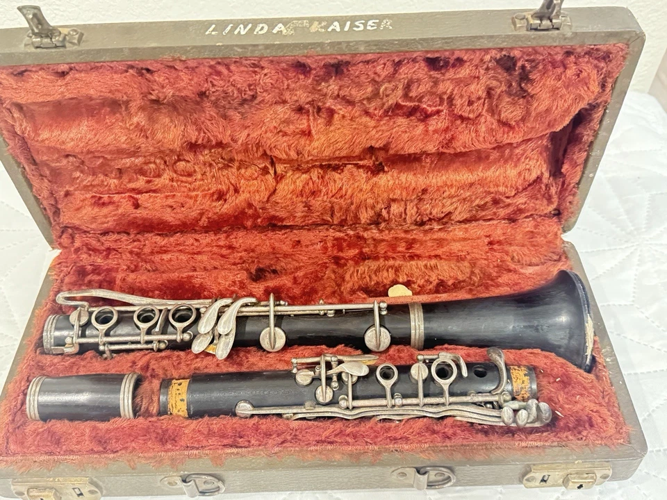 Clarinete Elkhart vintage, finales de los 30 principios de los 40 (como está en las fotos) Foto 3 de 4