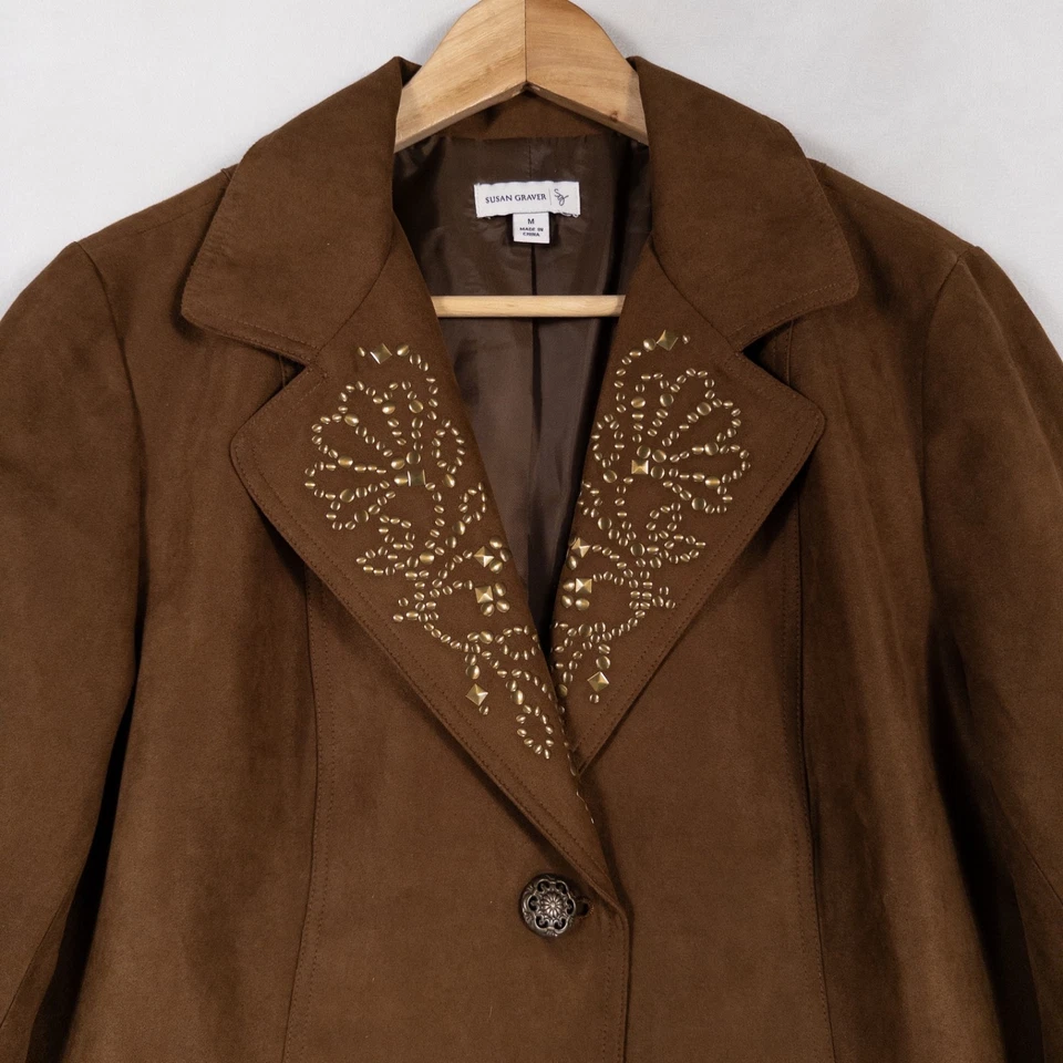 Куртка женская Susan Graver Blazer средняя коричневая на пуговицах с заклепками из микрофибры - Изображение 2 из 4
