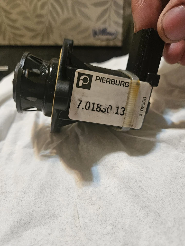 Válvula desviadora turbocompresor Pierburg OEM para Audi A4 TT Volkswagen Tiguan GTI Foto 3 de 3