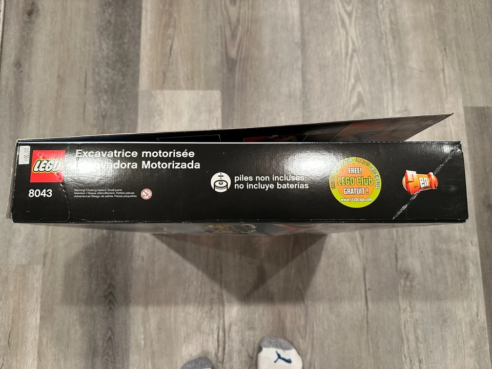 Lego 8043 Motorized Excavator Technic Building Set Brand New Sealed - Image 4 of 4