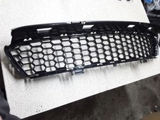 BMW 8 G15 2021 Unteres Gitter dreiteilig vorne 8070755 KUN4318