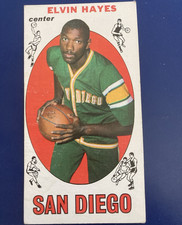 Topps 1969-70 Elvin Hayes #75 San Diego Rockets Rookie NBA Basketball Card. rookie card picture