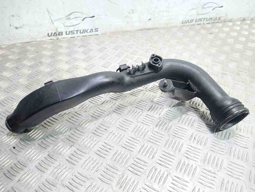 VW PASSAT Variant B5 3B6 Ladeluftkühlerschlauch 3B0145762B 8E0145762B 31324395