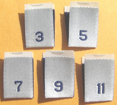 SIZE 3 5 7 9 11 CLOTHING WOVEN LABEL GRAY SIZE TAGS - 250 PIECES