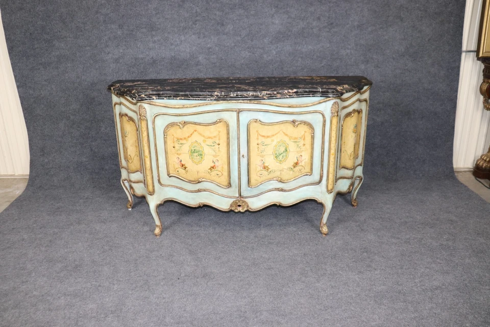 Excepcional aparador buffet veneciano de mármol decorado con pintura rococó Portoro Foto 2 de 4