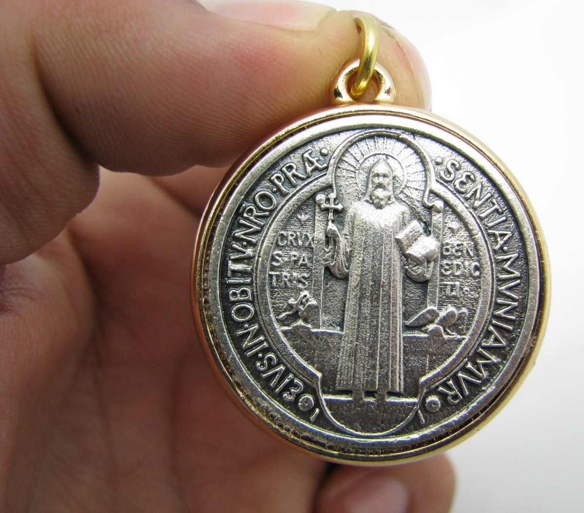 San Benito Medalla 35mm Saint Benedict Cross Silver/Gold Two Tone