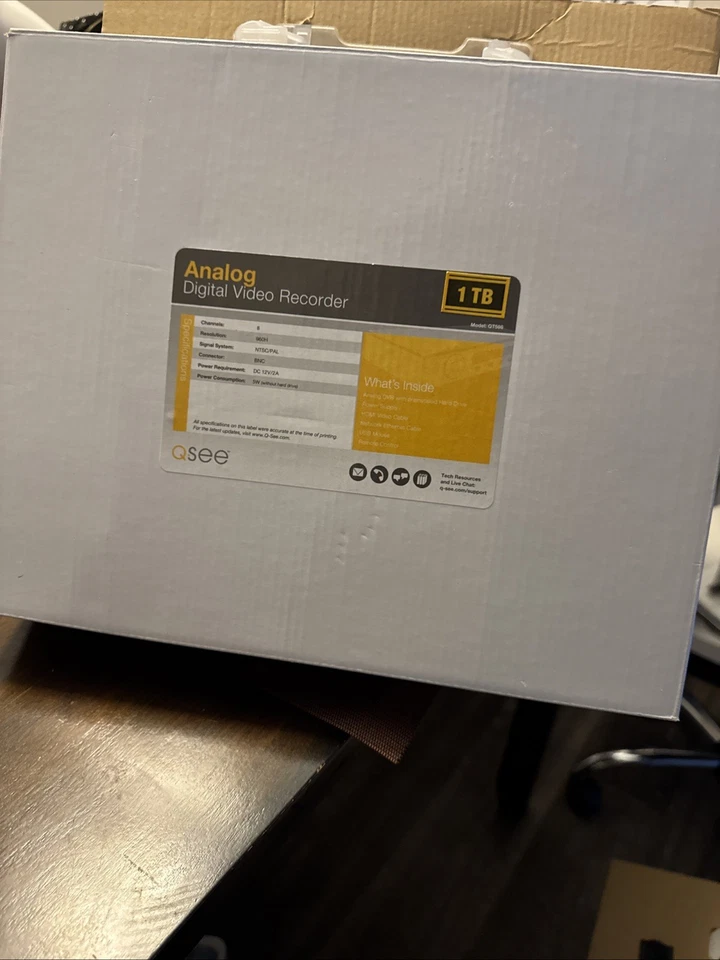 Sistema de seguridad para el hogar y la empresa Qsee analógico negro con cámara de video HD 960x480 Foto 2 de 4