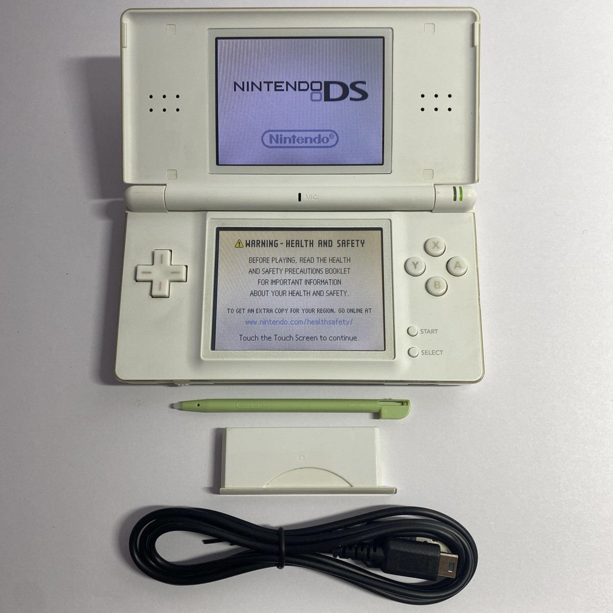 Nintendo Switch NINTENDO DS Lite The Nintendo DS Lite almost had this popular Switch feature