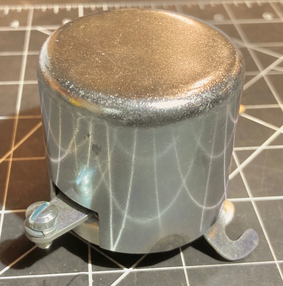 Regulador de voltaje Ford Modelo T 6 voltios *Nuevo* Foto 4 de 4