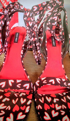 Nine West Wedge Heels That Tie Around Ankle