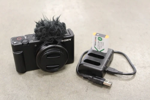 SONY ZV-1F VLOG CAMERA (HIP010293)
