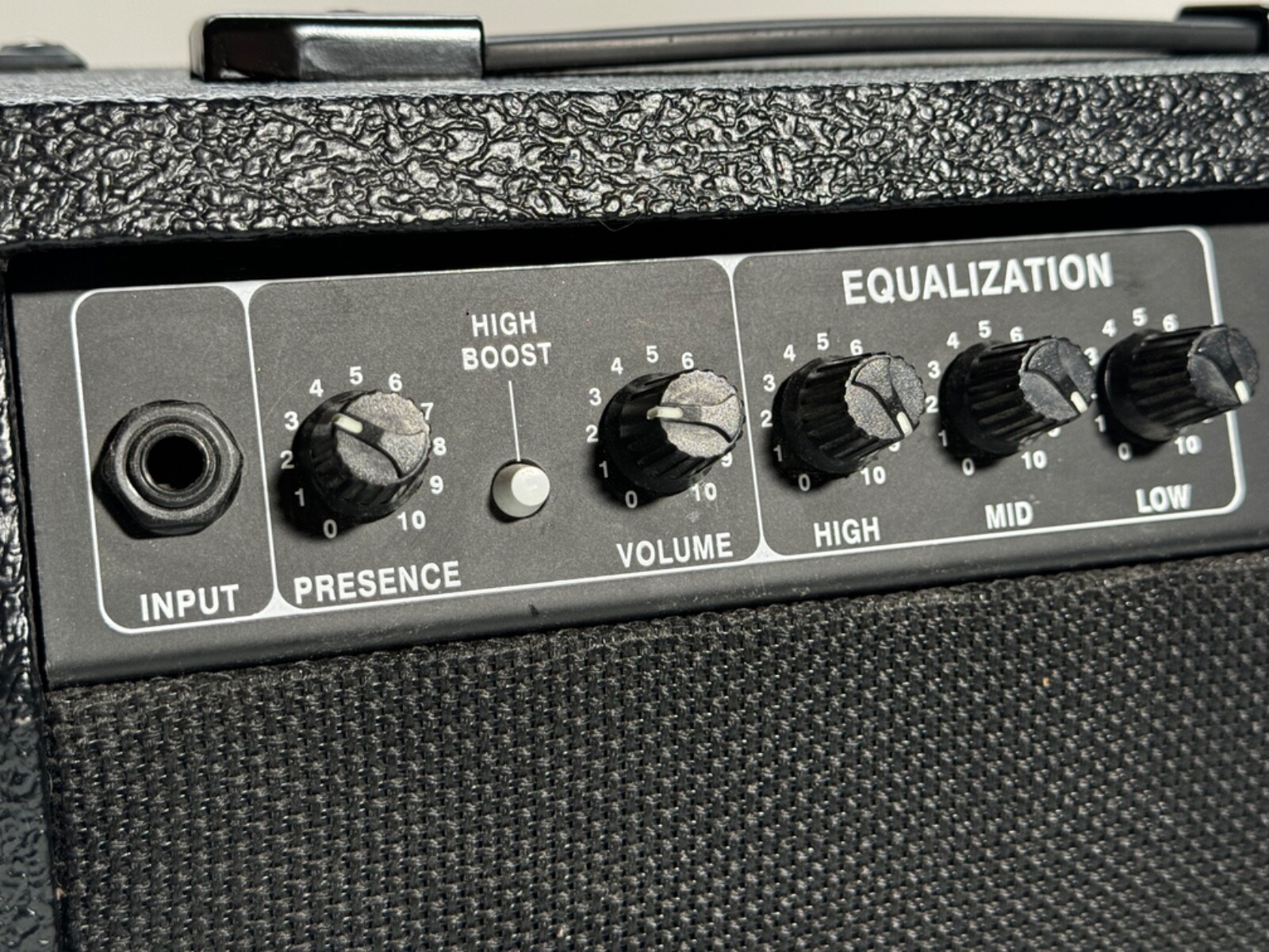 Rogue RB20B Bass Combo Practice Amp 20 Watt Made in Korea Amplifier eBay