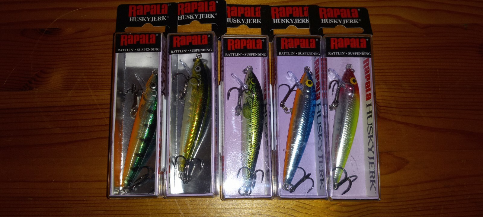 5 Набор разноцветных наживок для джерка Rapala Husky Jerks Model HJ-8 НОВИНКА 6190₽