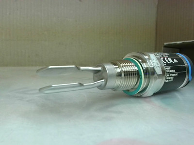 Endress Liquiphant FTL31-1E40/0 Level Sensor 10-30VDC 200mA - New No Box