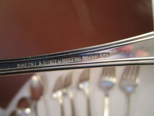 Vintage Simeon L & George Rogers Set of Monogram Letter B or G Forks & Spoons - Picture 3 of 11