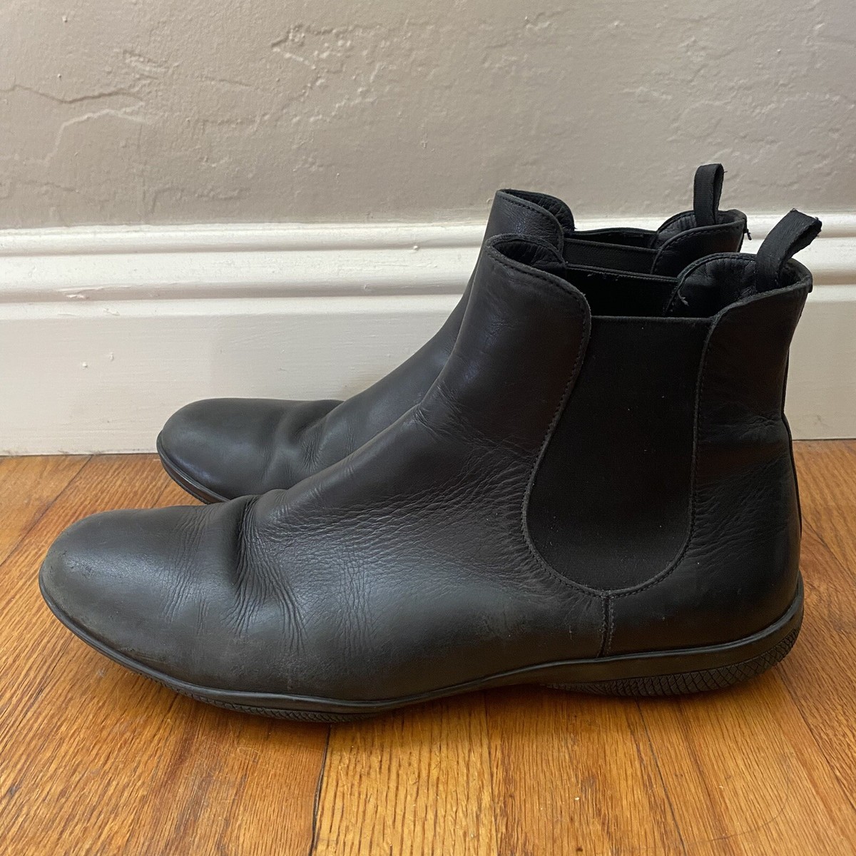 靴 PRADA Chelsea boots black Prada Leather Chelsea Boots | Saks Fifth Avenue
