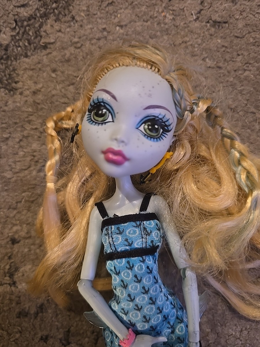 2009 Mattel Monster High Lagoona Blue G1 Original First Wave Doll