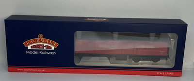 Bachmann 39-771K - Mk1 POT Stowage Van - W80417 - Royal Mail rot - Spur O