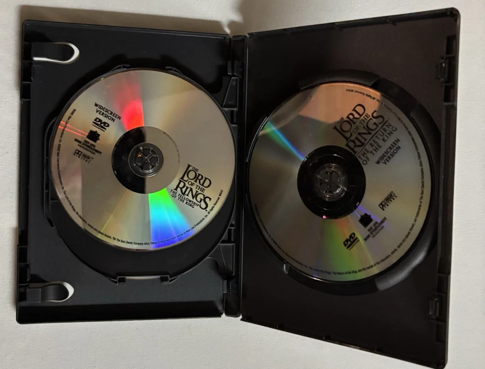 Lord Of The Rings 3 Film Widescreen Collection Theatrical Versions 3 DVD Set - Image 4 of 4