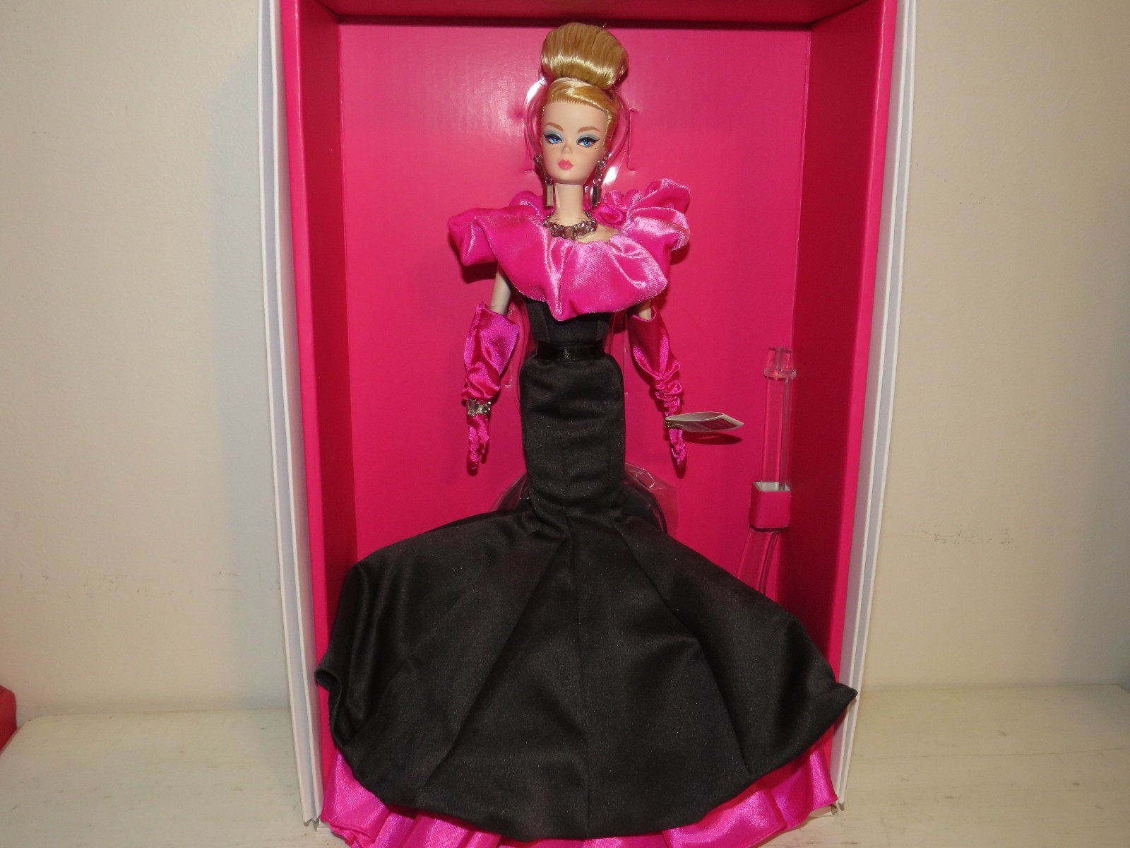 Barbie Doll #2 Silkstone Robert Best Exquisite Evening Gown 