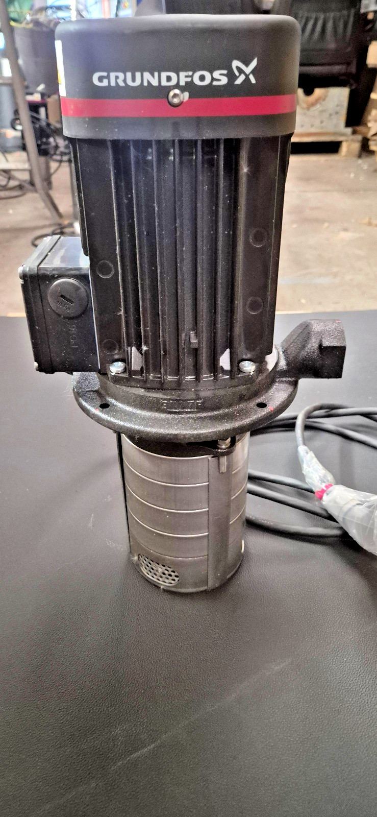 NUEVO - Bomba de refrigerante Mazak Grundfos MTH4-4/4 A-W-A-AQV tipo MG80C2-19FT100-H3