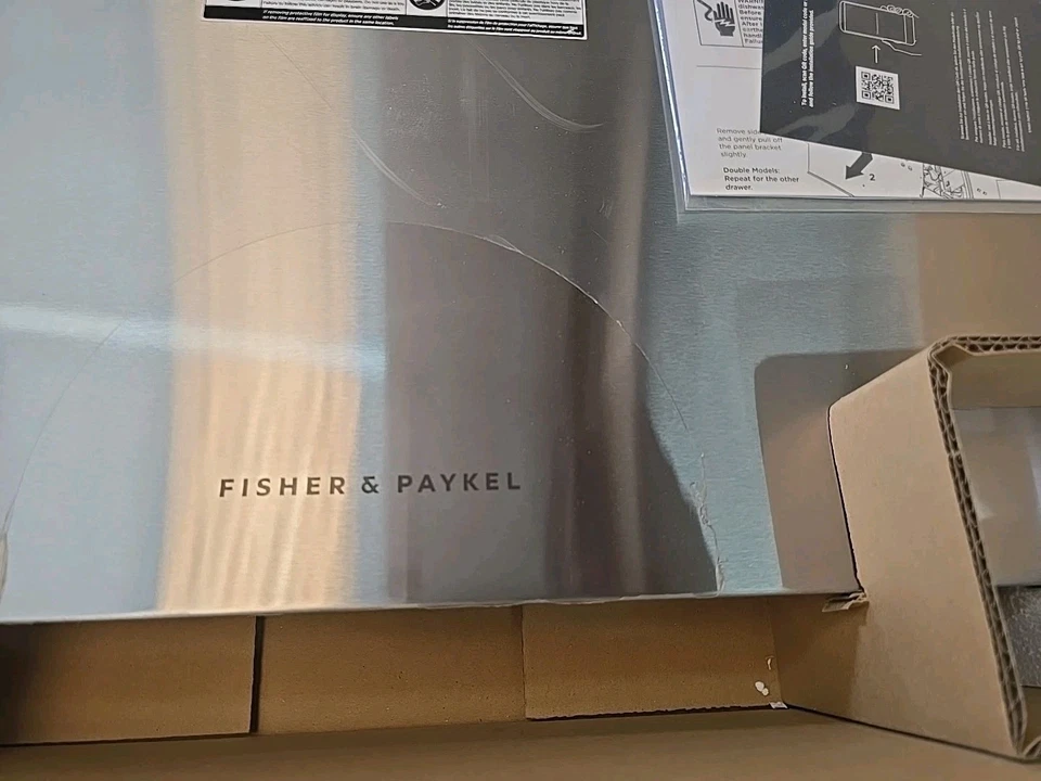 Panel de puerta de acero inoxidable Fisher & Paykel ADD24STPX sin manija 23,5" X 17,5"  Foto 2 de 4