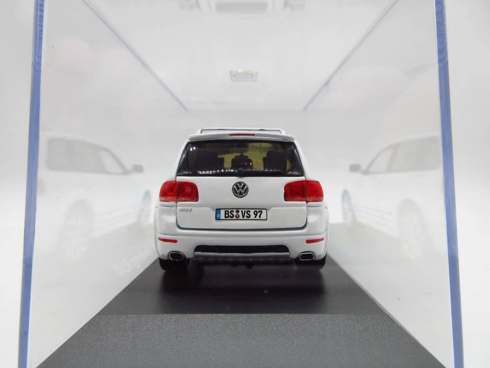 1/43 Volkswagen Touareg VW Touareg R50 Diecast Car Blanco - Imagen 4 de 4