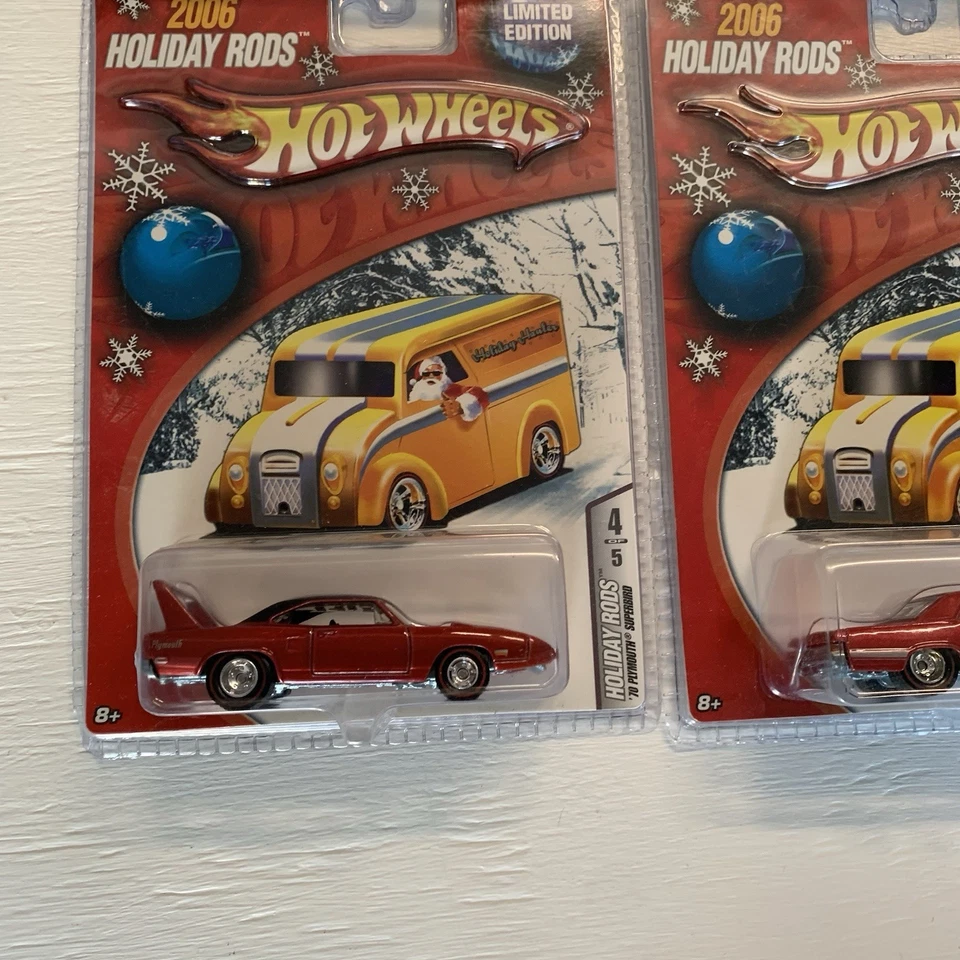Lote de 4 Hot Wheels 2006 Holiday Rods '65 Pontiac GTO, '70 Plymouth Superbird Foto 4 de 4