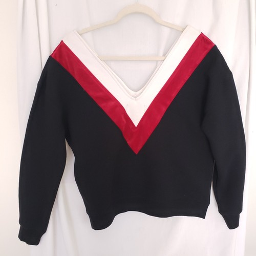 Kendall and Kylie Red White and Black V Neck Colorblock Sweater Size S - Picture 15 of 18