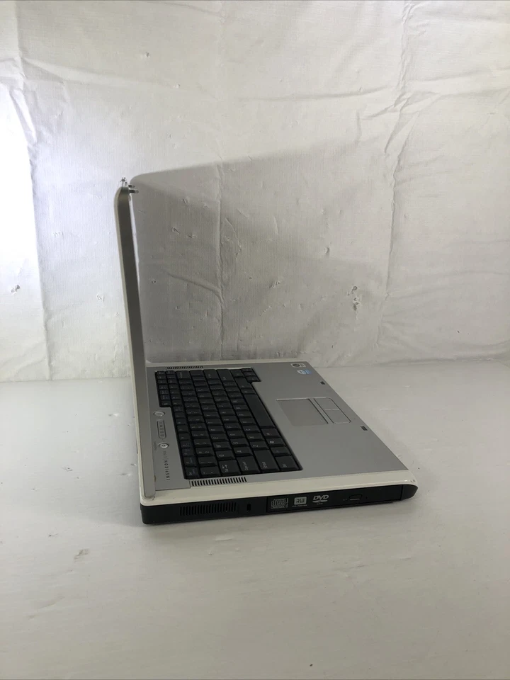 Unidad de disco duro Dell Inspiron E1505 Intel Pentium Dual Core @ 1,60 GHz 1 GB RAM 80 GB, sin sistema operativo Foto 3 de 4