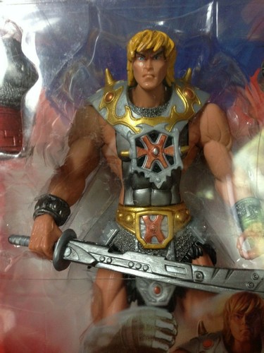 Masters Of The Universe Mega-Punch He-Man Action Figure NOS - Picture 2 of 3
