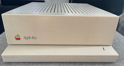 Apple IIGS mit Speichererweiterungskarte (A2S6000W)
