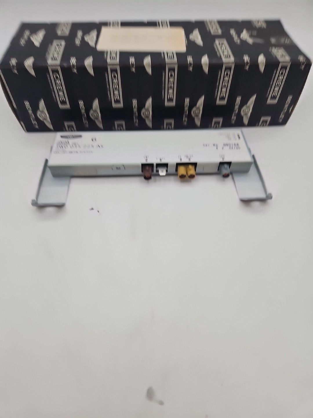 BENTLEY & ROLLS ROYCE AERIAL AMPLIFIER (3W0035225AS)