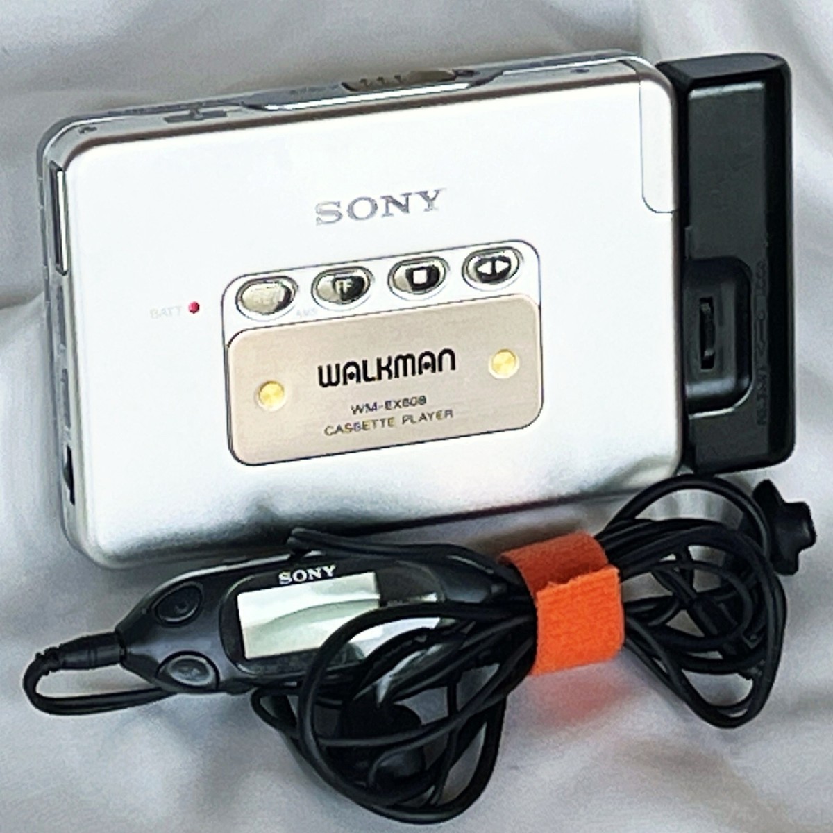 SONY WM-EX808 1993 Walkman W/Accessories Cassette Player