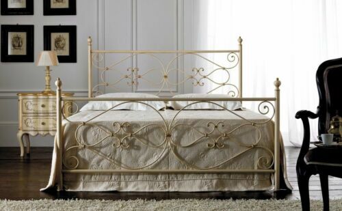 Generico Applique da parete classico in ferro battuto avorio e rosa con fiori a 1 luce DP217 per camera da letto, salotto, soggiorno, sala da pranzo, cameretta, ingresso, corridoio
