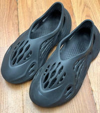 Adidas Yeezy Foam Runner Black Slip-On Clogs Men's Size 8 Used