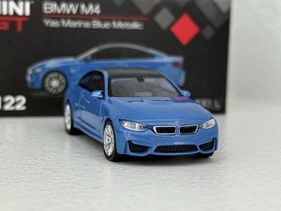 ミニカー MINI GT  M4 Yas Marina Blue llic Mini GT 1:64 diecast No.133 BMW M4 Yas Marina blue metallic, very