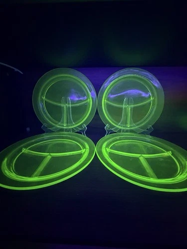 Anchor Hocking Block Optic Uranium Divided Grill Plates 10.5" Depression - 4pcs