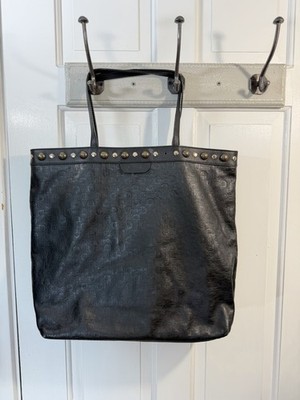Gucci Vintage HorseBit Monogram leather Tote Bag with metal Stud Details.