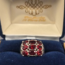 Lovely Vintage Art Deco Style 925 Sterling Silver Red Garnet Cluster Ring Size 7