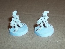 Dungeons  Dragons Chainmail Miniatures Gnome Infiltrator x 2