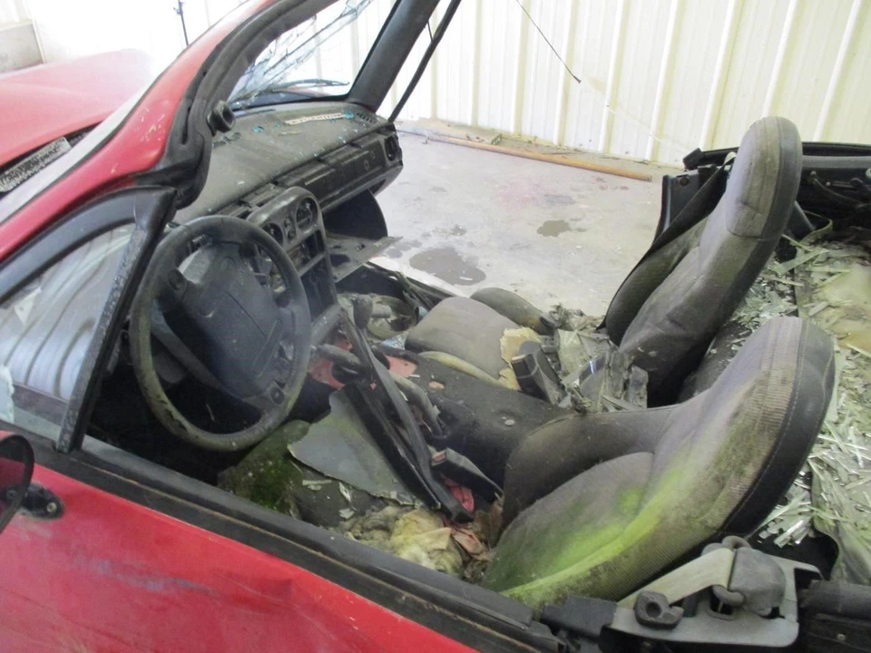 Driver Left Rear Side Marker Rear Fits 90-95 MAZDA MX-5 MIATA 1699637 Foto 2 de 4