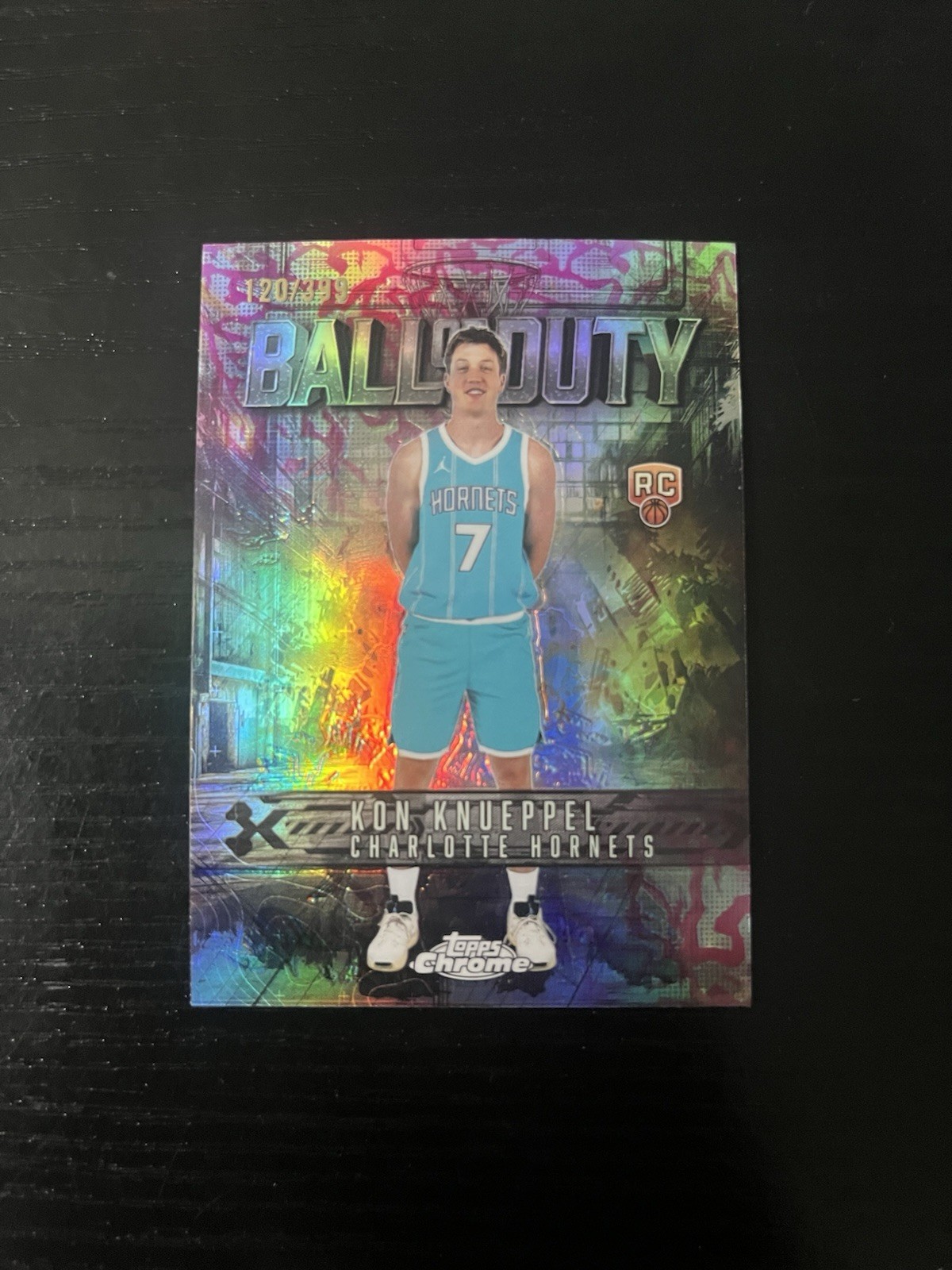 Kon Knueppel 2025-26 Topps Chrome Ball Of Duty Magenta RC 120/399 #BD-23 Hornets