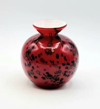Studio Art Glass Red Cased White Round 4" Bud Vase Black & Cooper Specks READ 