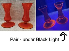 Vtg Red Maganese Amberina Pedestal Hour Glass Vase Pair 5” Tall ~ TWO Vases