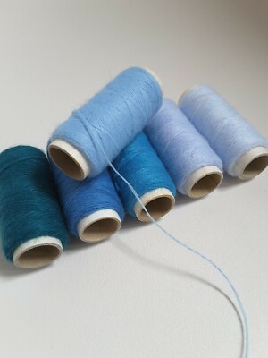 6 x VINTAGE BLAUTÖNE FEINE MOHAIR ANGELGARN SPULEN JE 5 gr