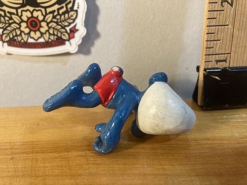 3 Peyo Schleich Vintage 1980 Smurf 2" Figures BROKEN for PARTS or CRAFTS - Picture 4 of 12