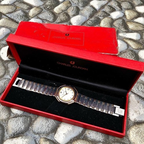 Rare Charles Jourdan Date Quartz Swiss Made Two Tone 31mm Date Vintage Watch - Picture 3 of 9